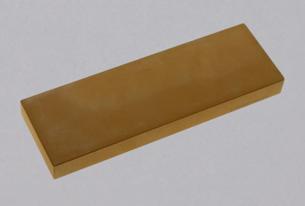 Naniwa Sharpening Stone - #2000 [Professional Stone series / P-320]